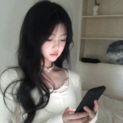 邪恶的蕾丝莉